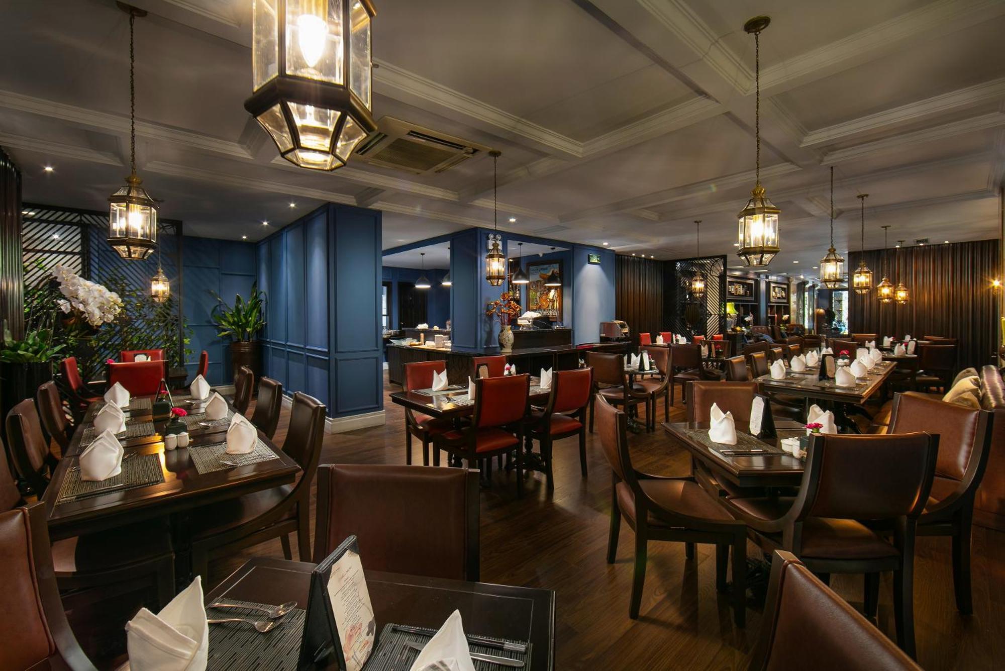 O'gallery Premier & 4* Hà Nội