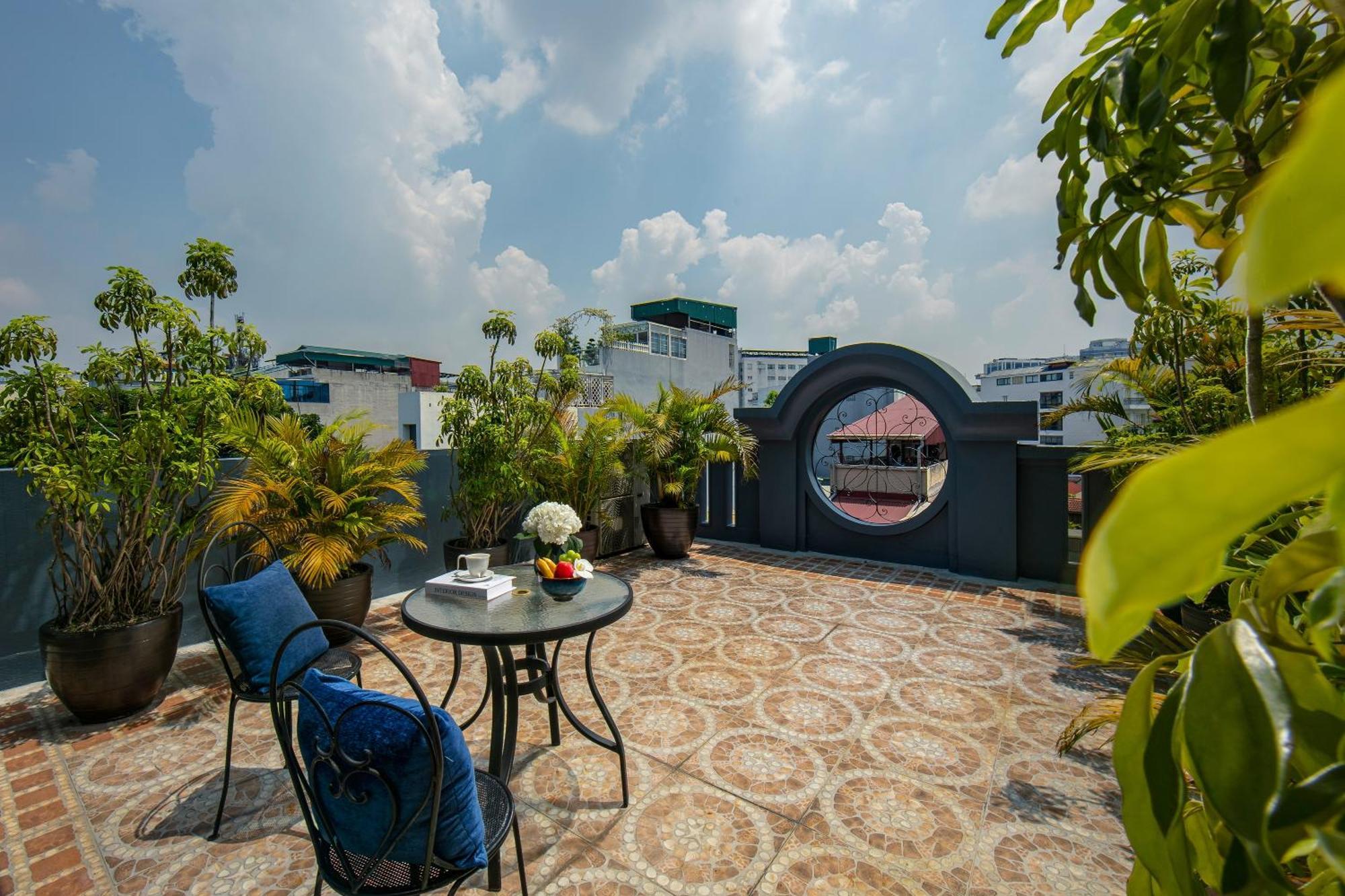 Khách sạn O'gallery Premier & 4*