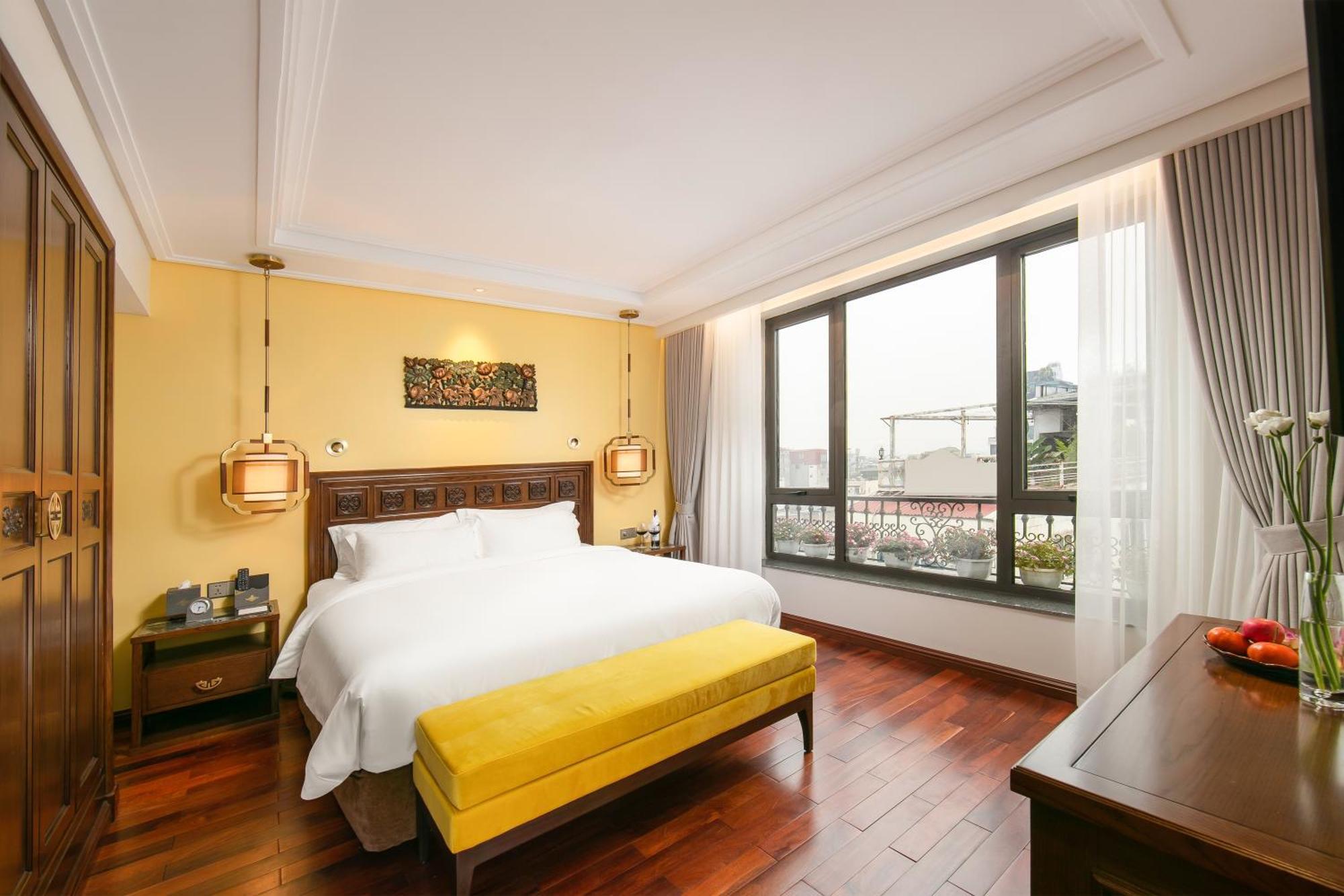 San Grand & Hotel Hanoi