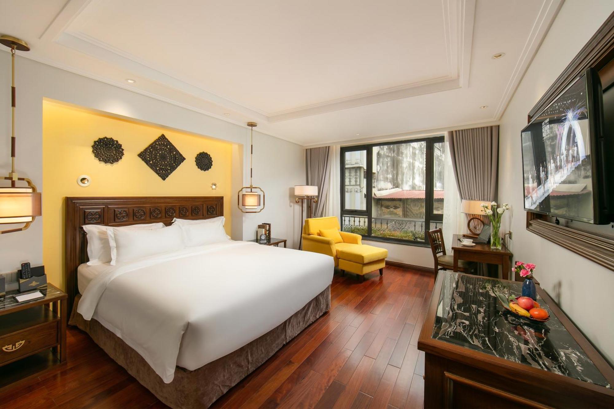 San Grand & 4* Hanoi