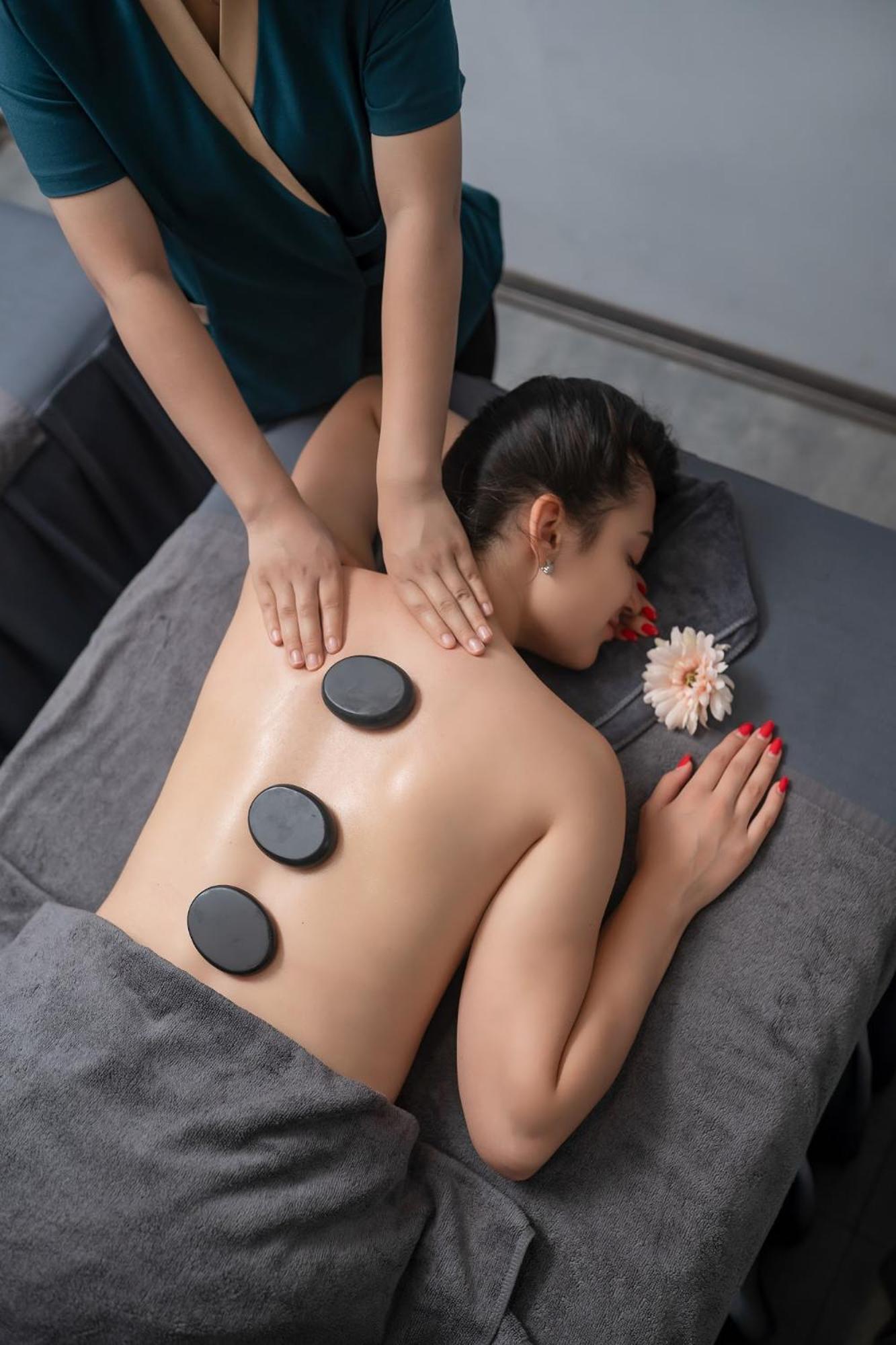 La Renta Premier & Khách sạn Hà Nội