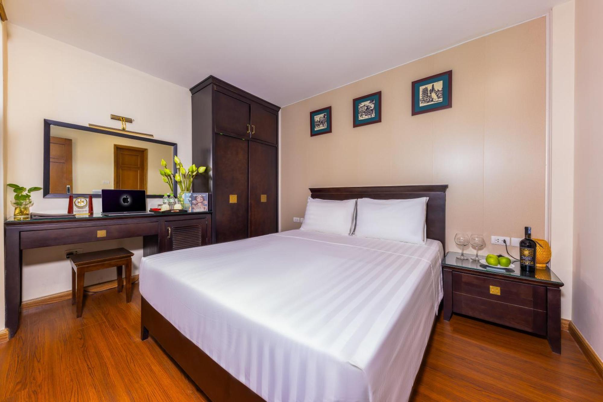 Centre Point Hotel 3*