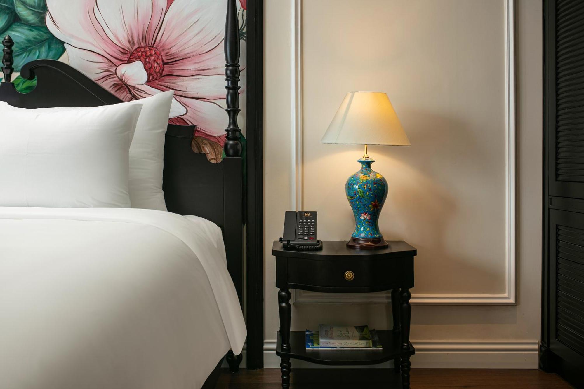 Amira Hotel 4*