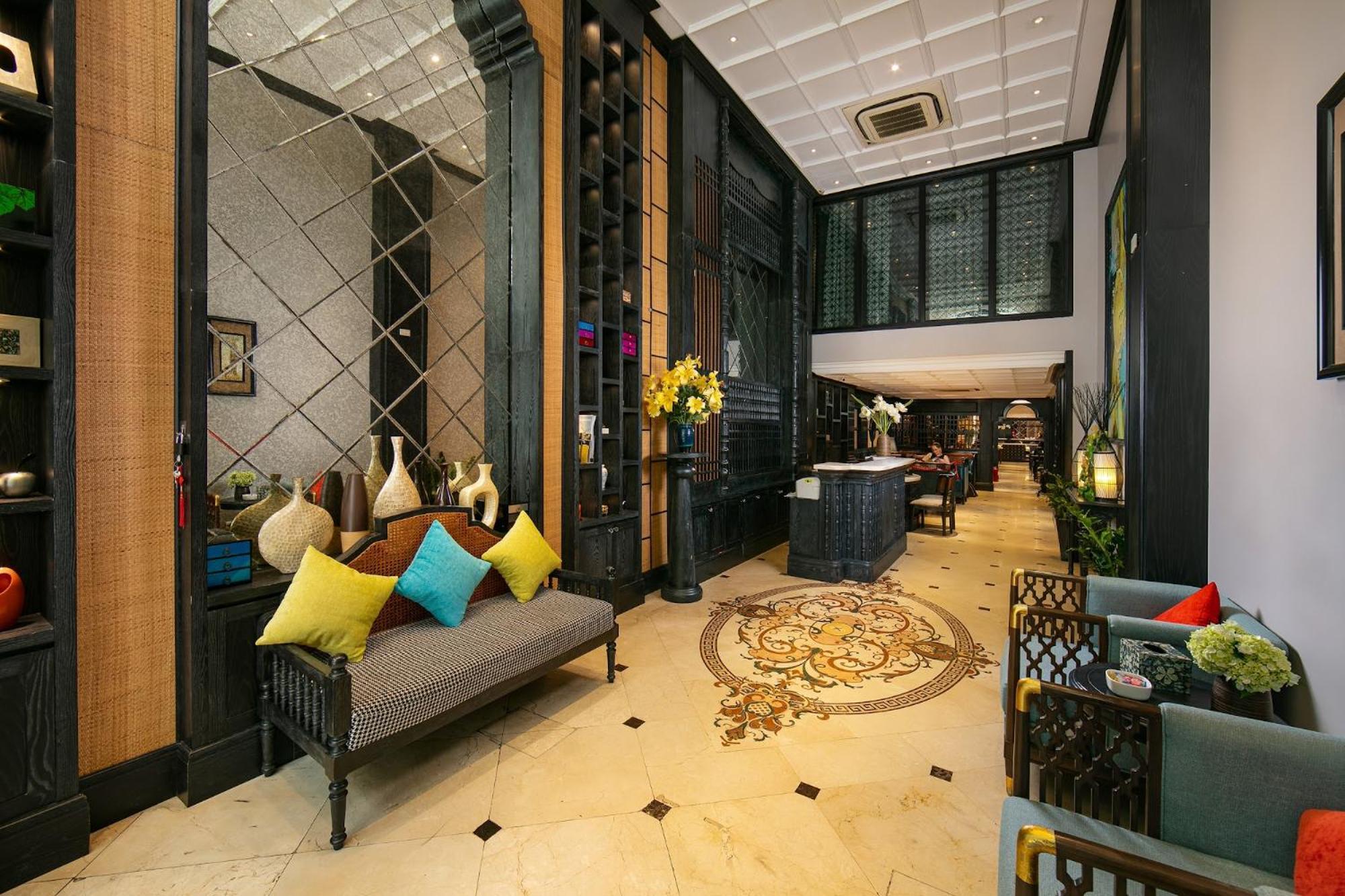 Scent Premium Hotel 4*