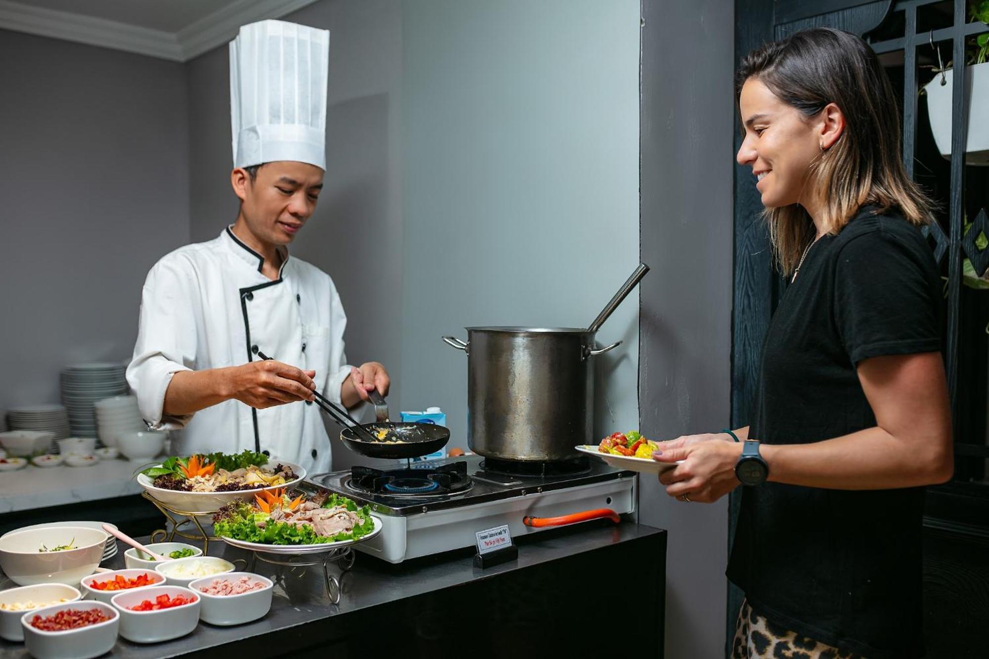 Scent Premium Hotel Hanoi
