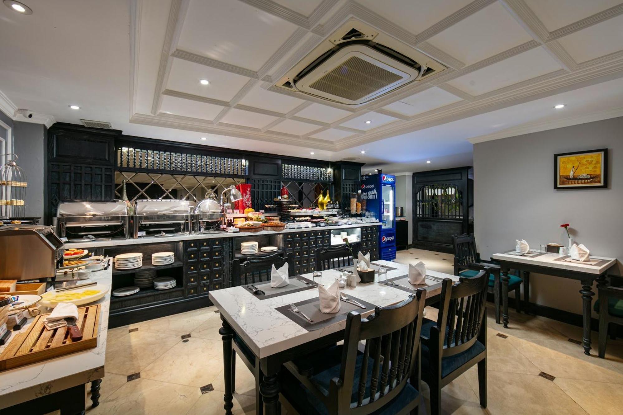 Hotel Scent Premium Hanoi