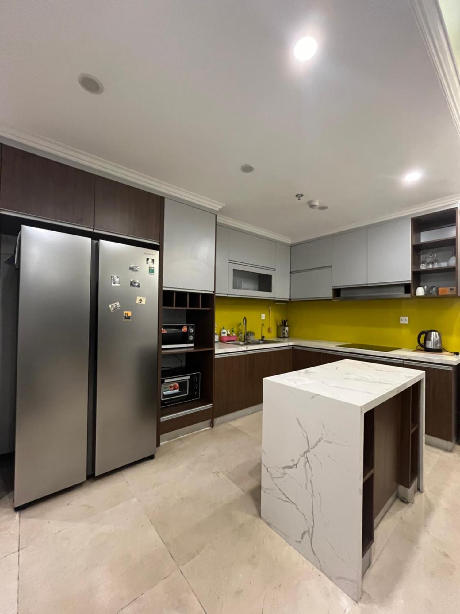 West D' Leroi Soleil 3 Bedroom * Hanoi