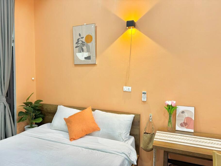 Harmony Lakeside-modern-balcony Apartment Hanoi