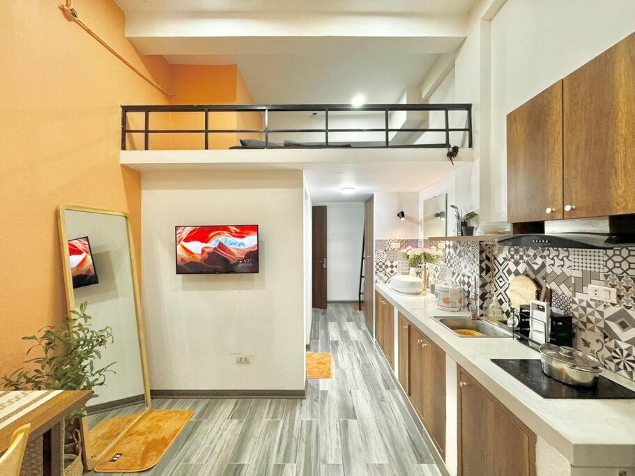 Harmony Lakeside-modern-balcony Apartment *