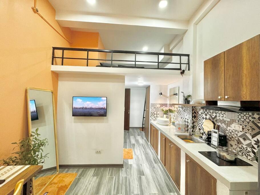 Harmony Lakeside-modern-balcony Apartment *