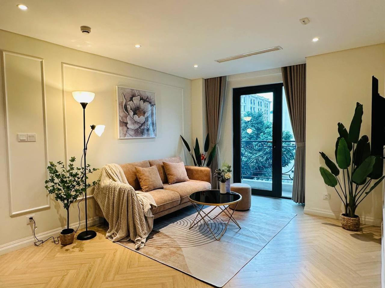 Muse T-place - Hoan Kiem Center Apartment