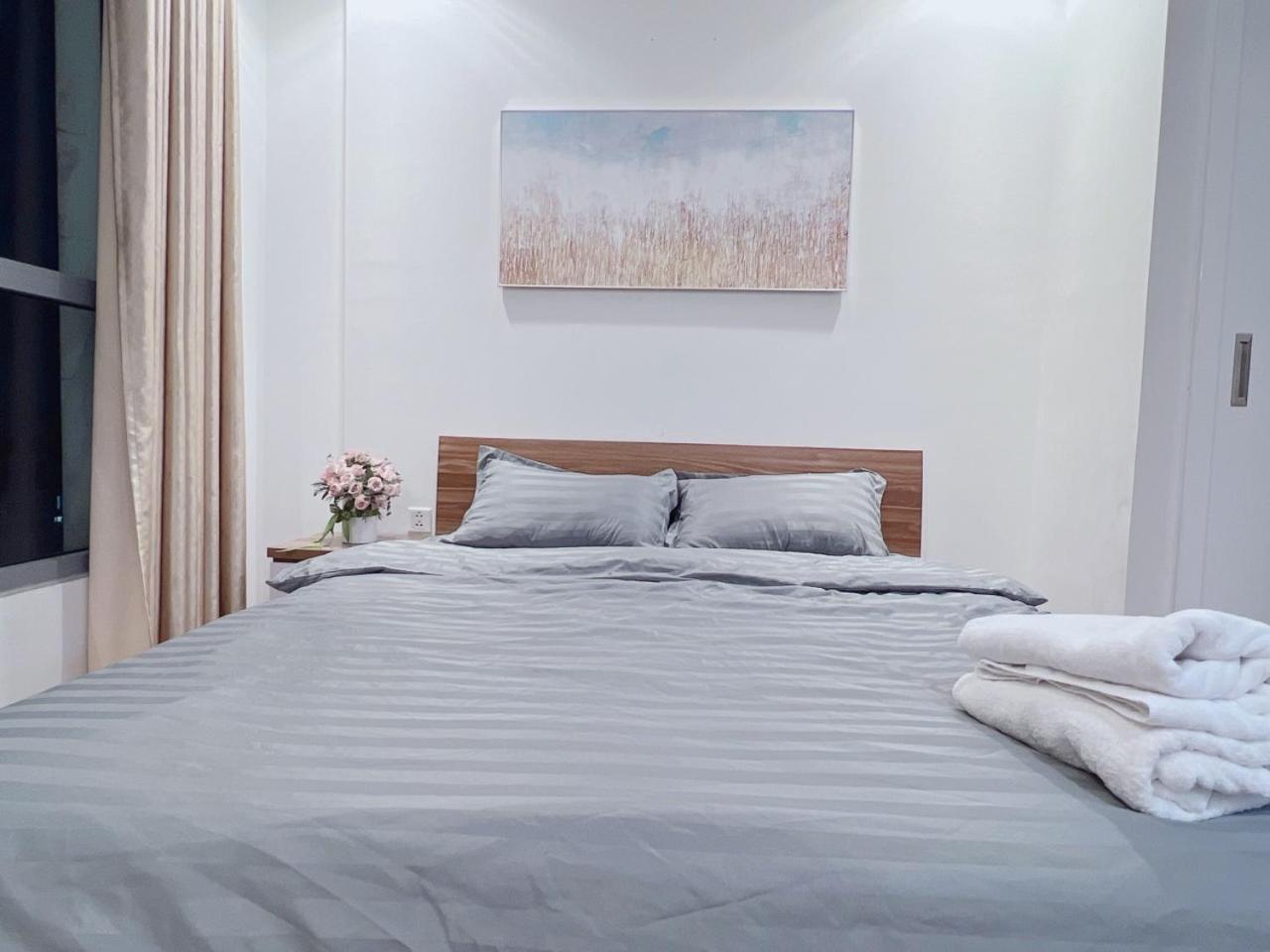 Vinhomes Time - Ho 3 Phong Ngu - 3 Bedrooms Apartment Hanoi