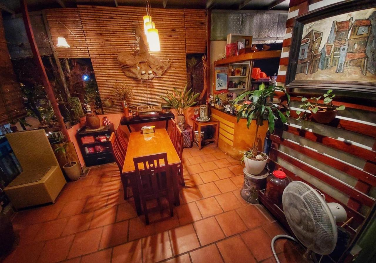 Homestay Balcony Hanoi