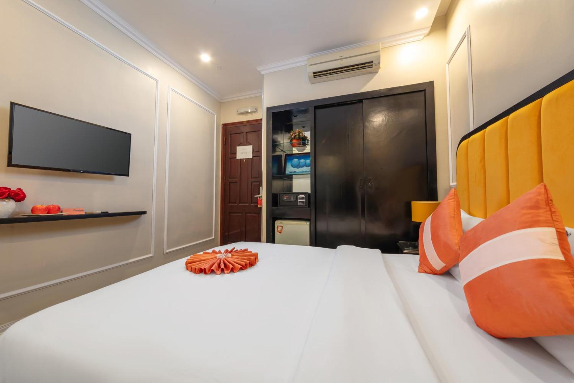 Omina & Travel Hanoi