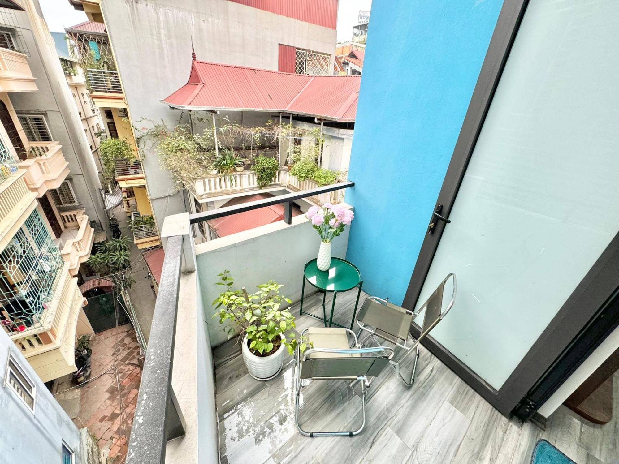 Harmony Lakeside-modern-balcony * Hanoi