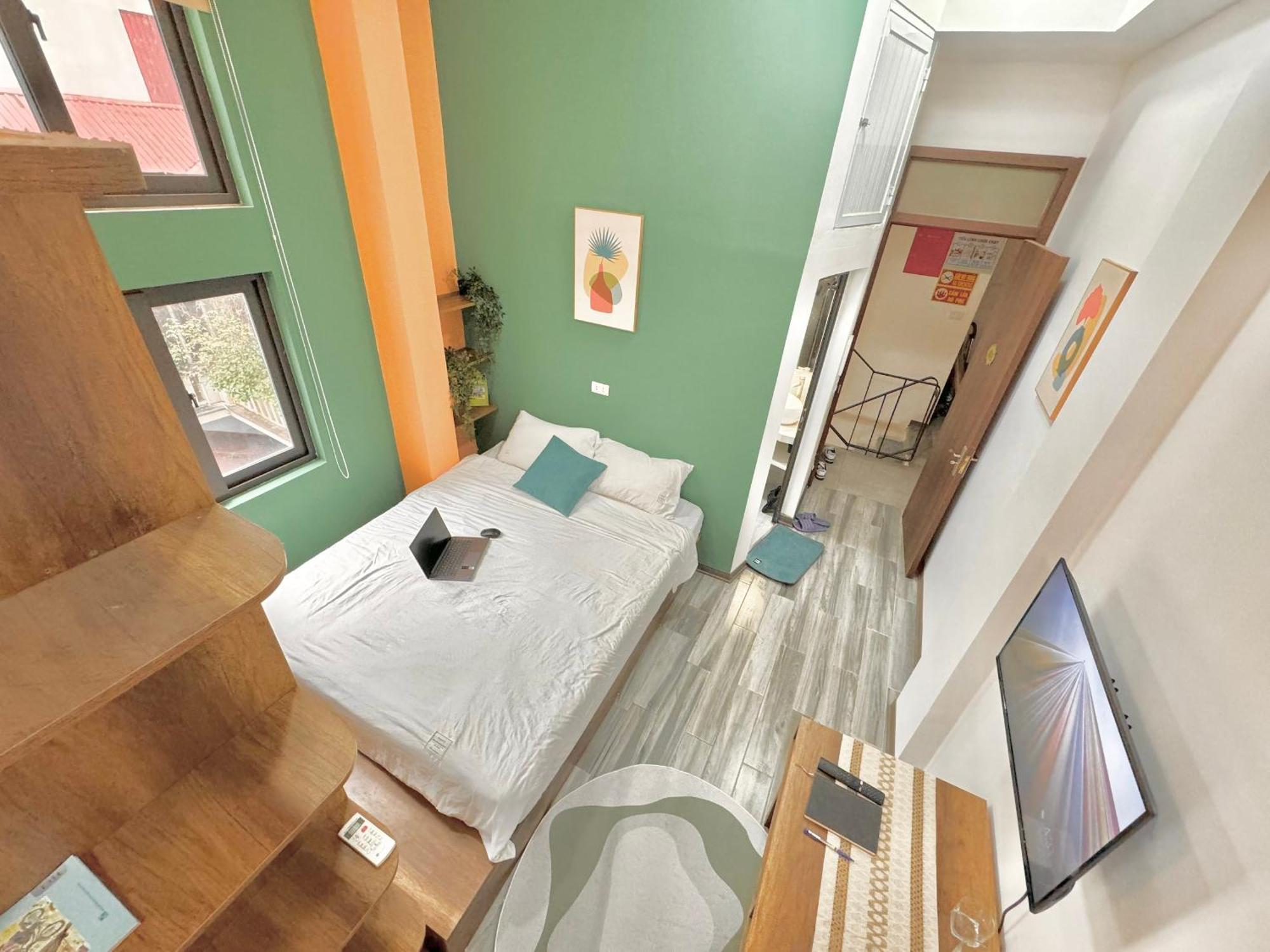 Harmony Lakeside-modern-balcony Apartment *