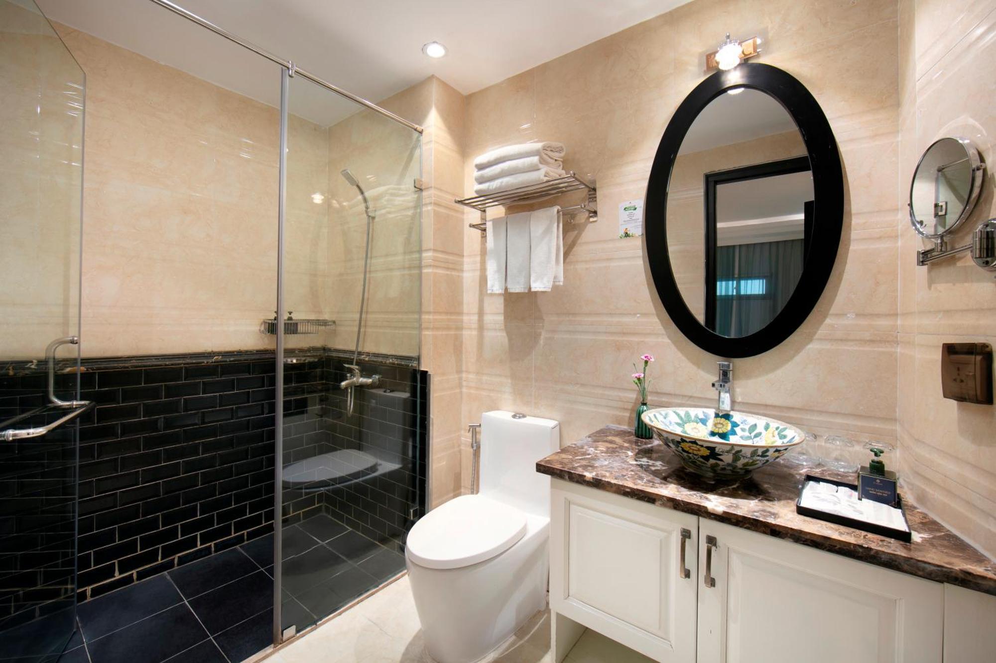 Hotel Harmonia & Hanoi