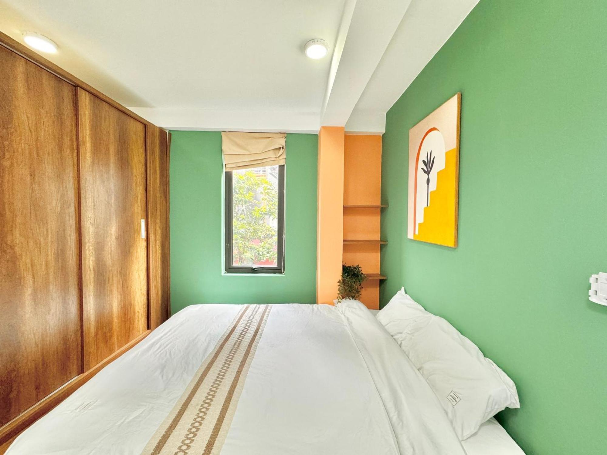 Harmony Lakeside-modern-balcony Hanoi