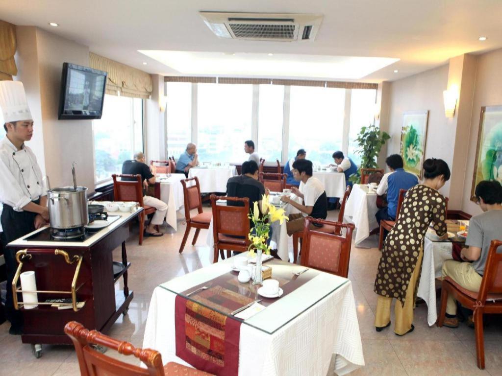Flower Hotel 3*