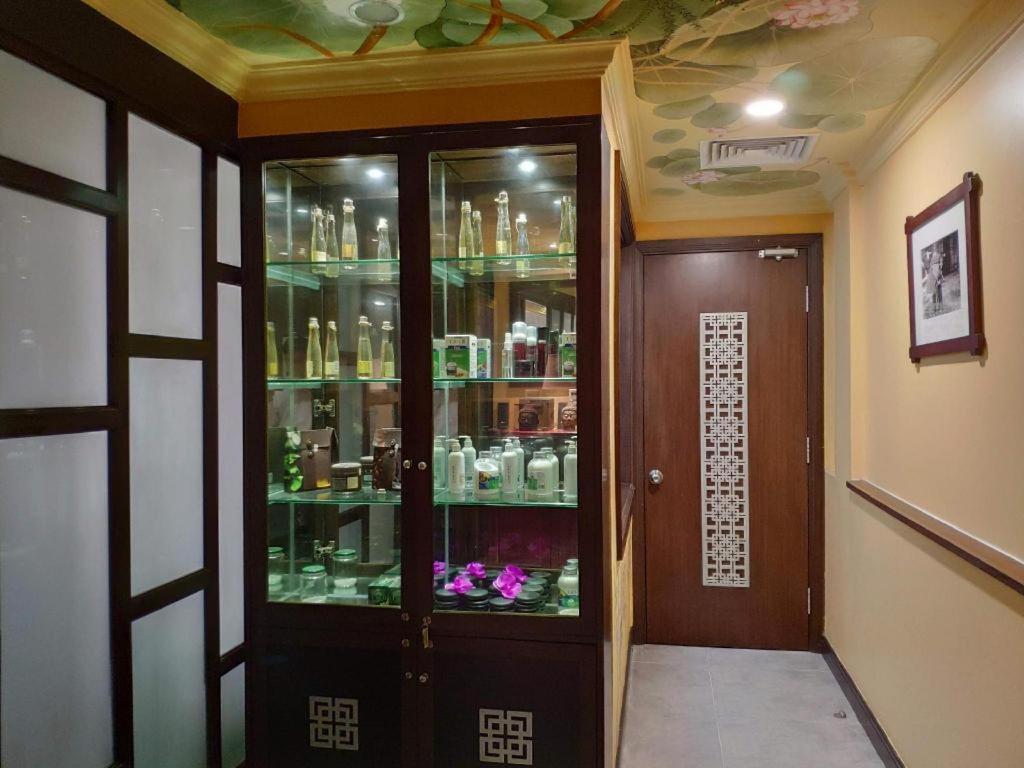Hotel Church Boutique Hang Trong