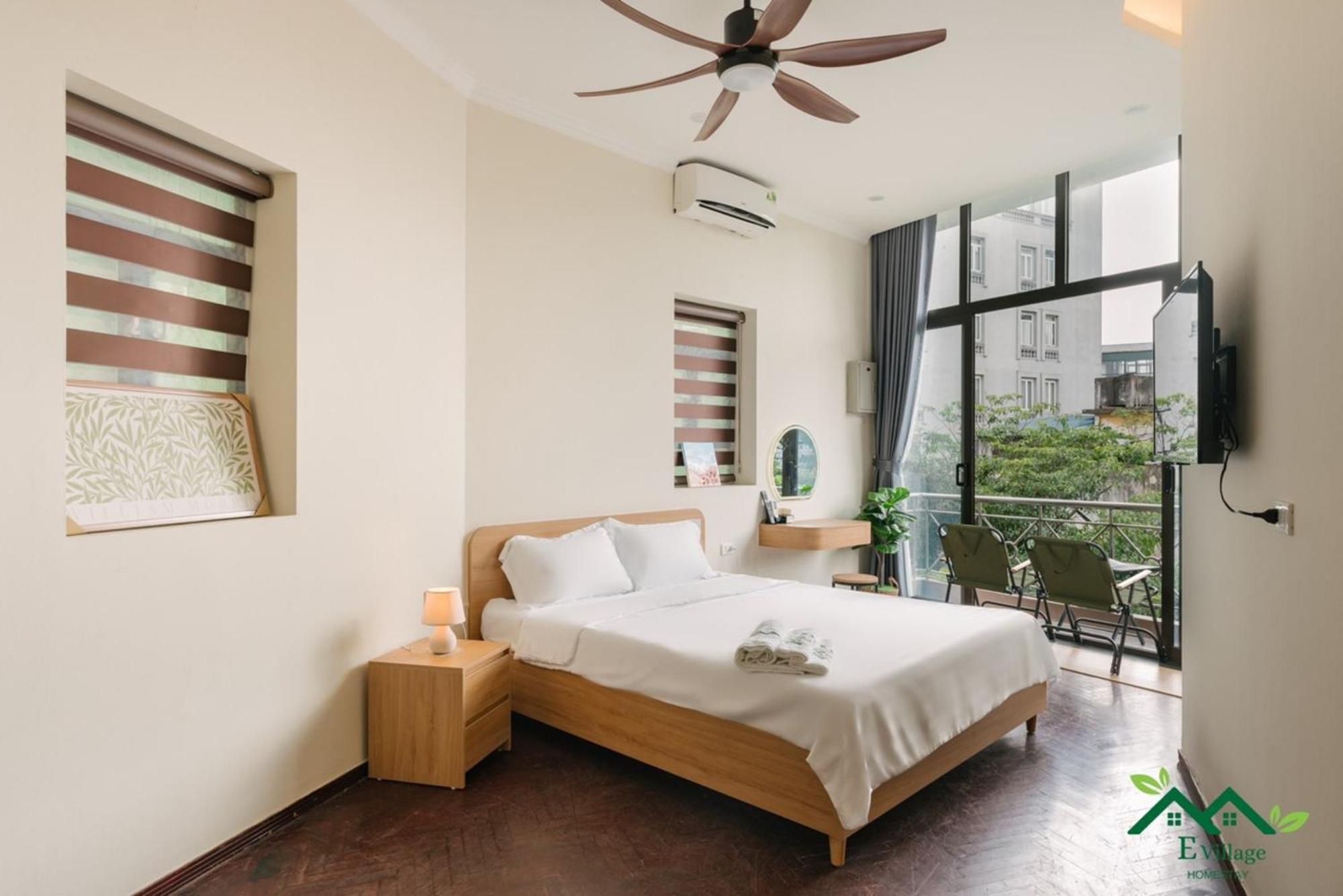 E Village Hotel