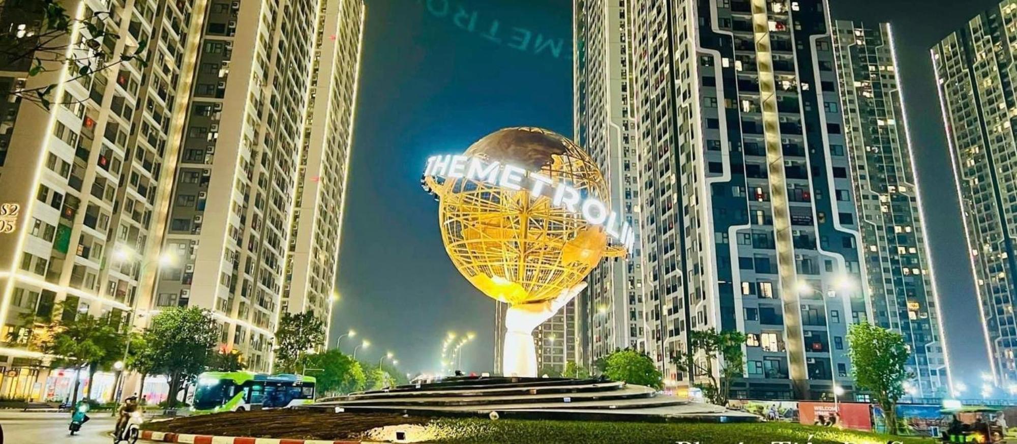 Luxury Vinhomes Smart City- Ho Dich Vu, Be Boi, Phong Gym Rieng, View Hoang Hon