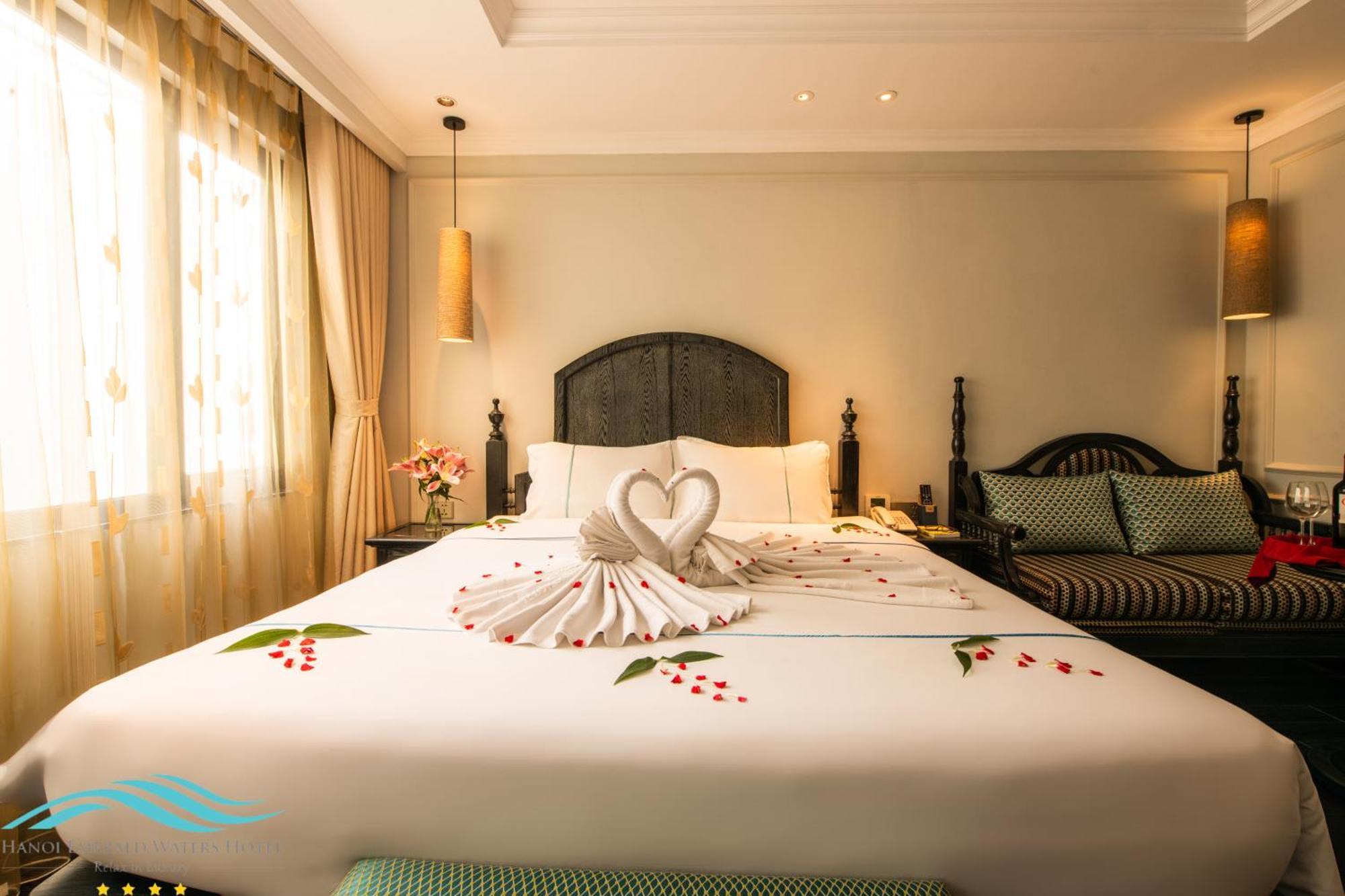 Emerald Waters Valley Hotel 4*