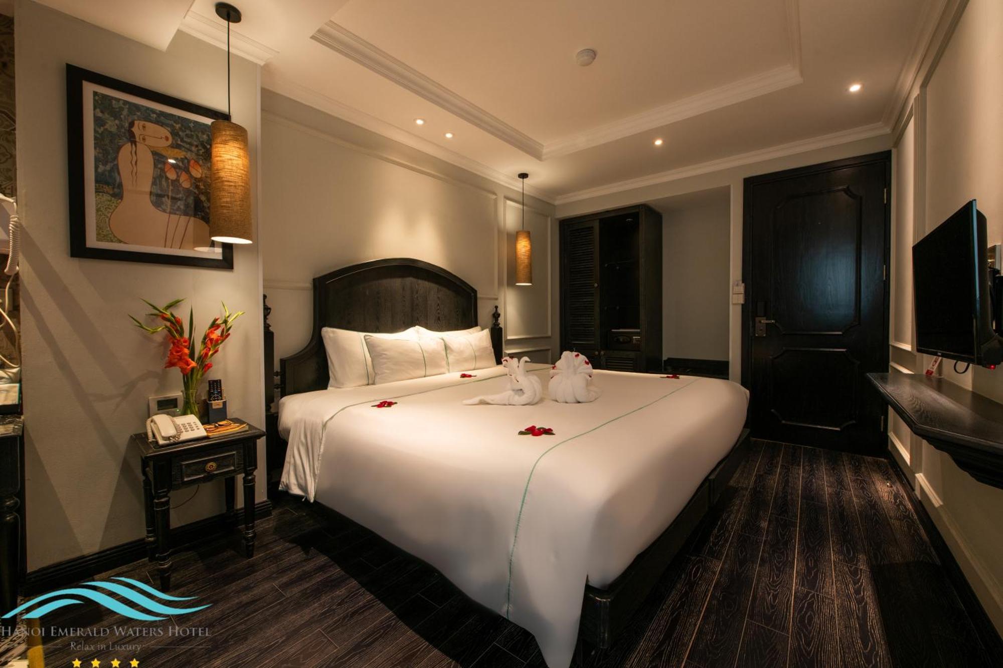 Emerald Waters Valley 4*
