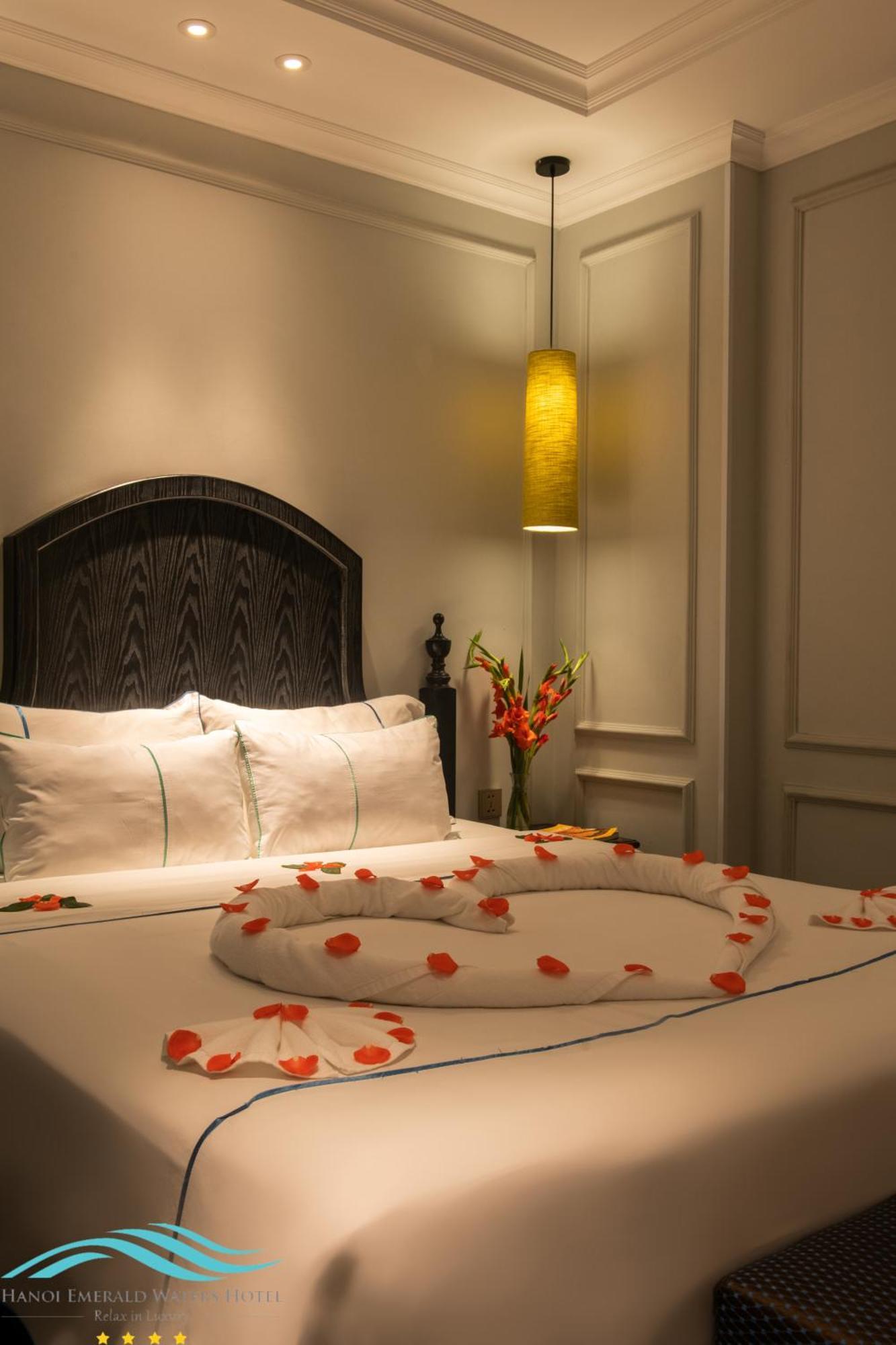 Hotel Emerald Waters Valley 4*
