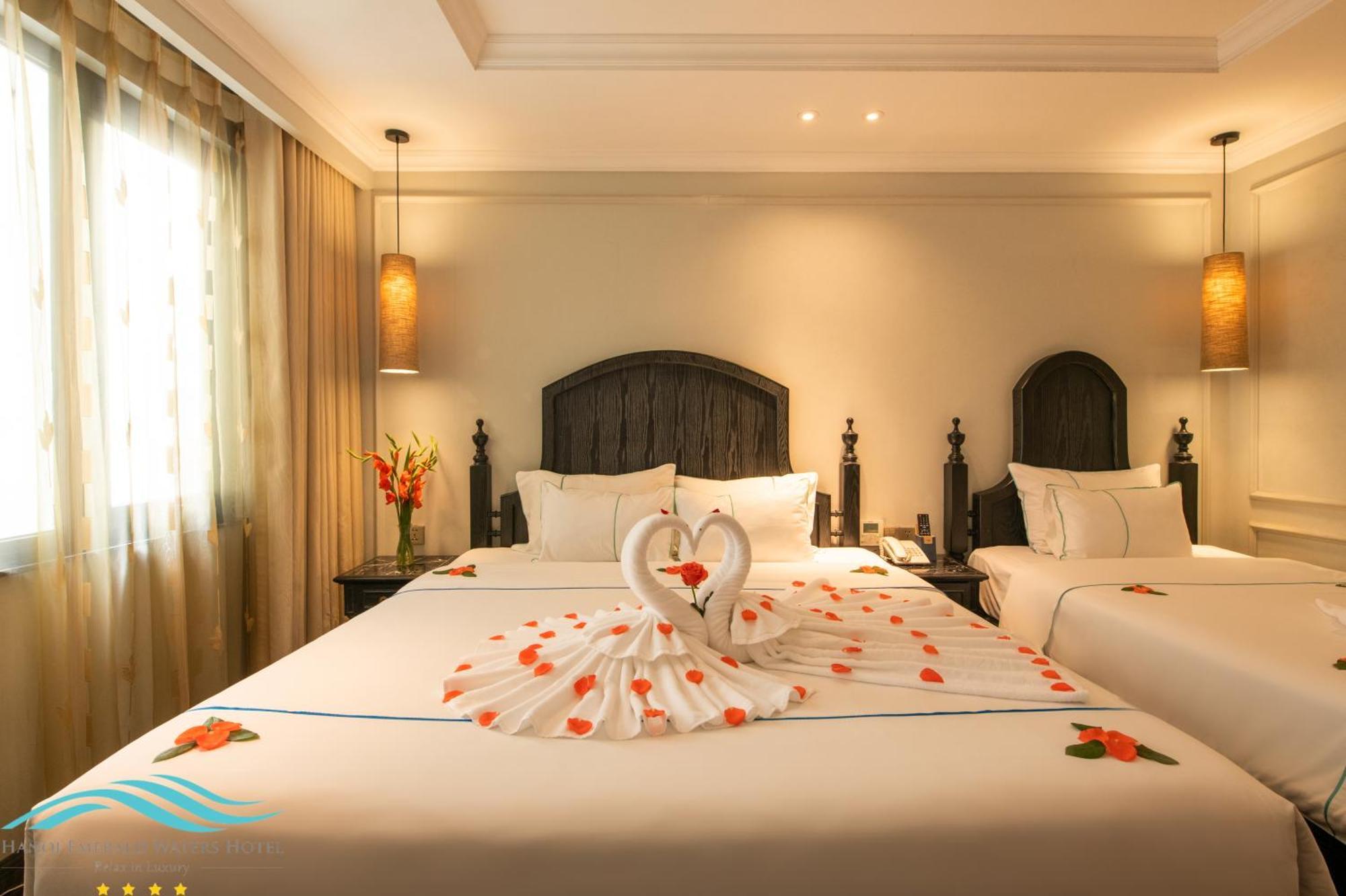 Hotel Emerald Waters Valley Hanoi