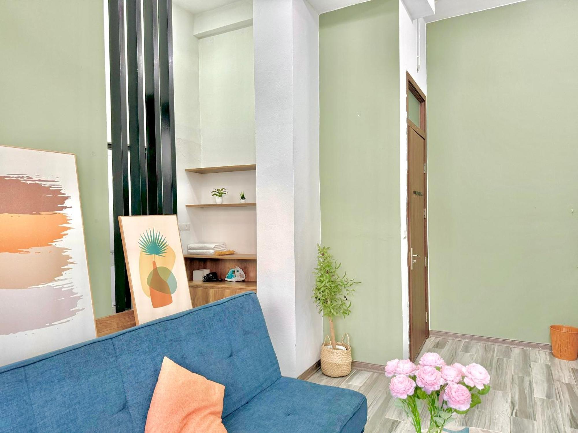 Harmony Lakeside-modern-balcony * Hanoi