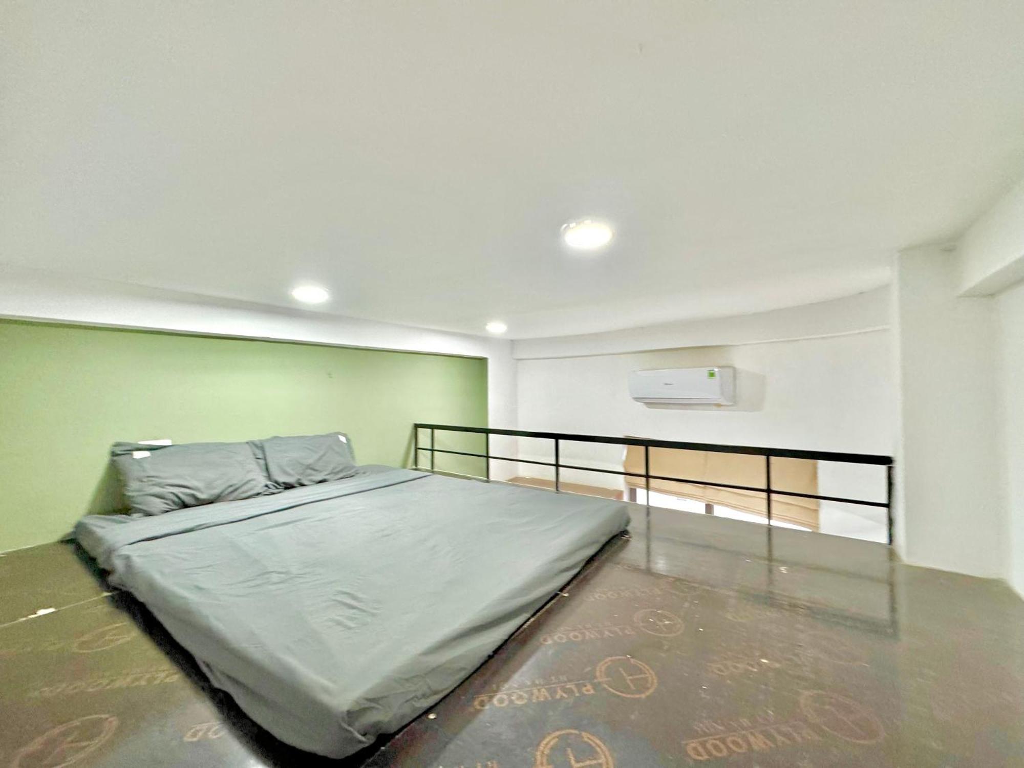 Harmony Lakeside-modern-balcony Apartment *