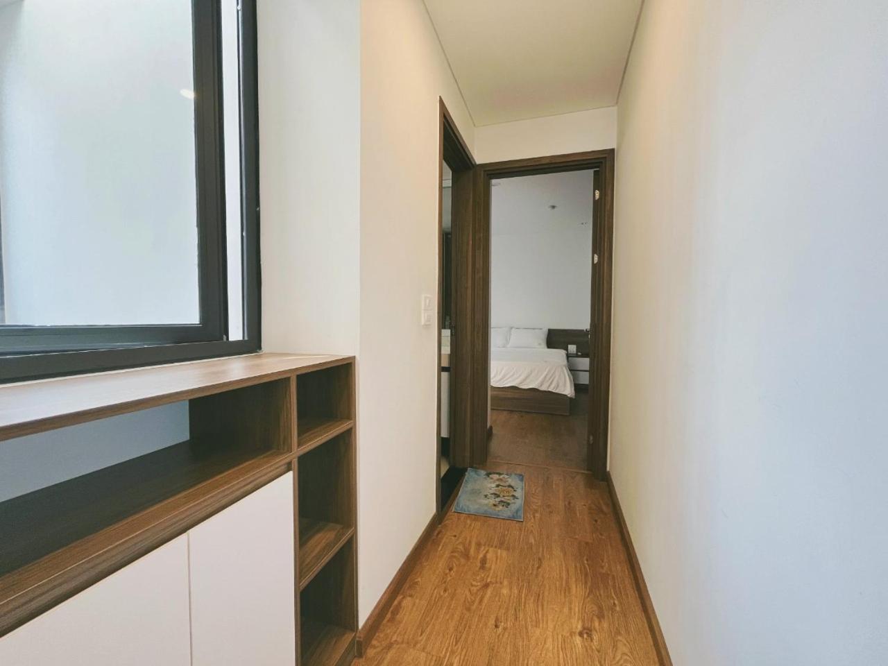 4 - Cheap Price 2 Bedroom Near West Apartment *