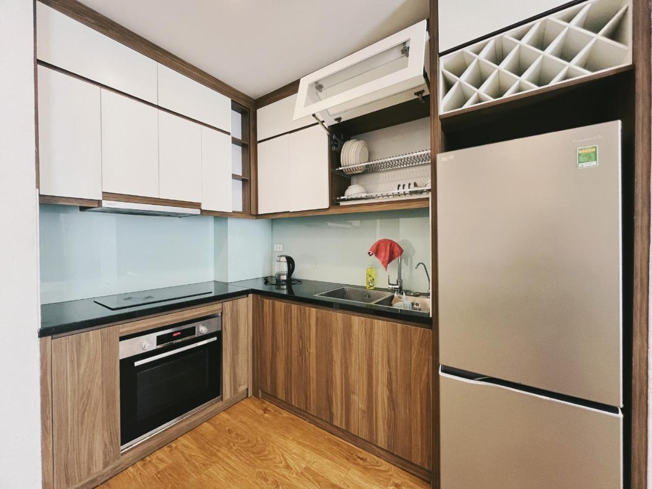 Apartment 4 - Cheap Price 2 Bedroom Near West