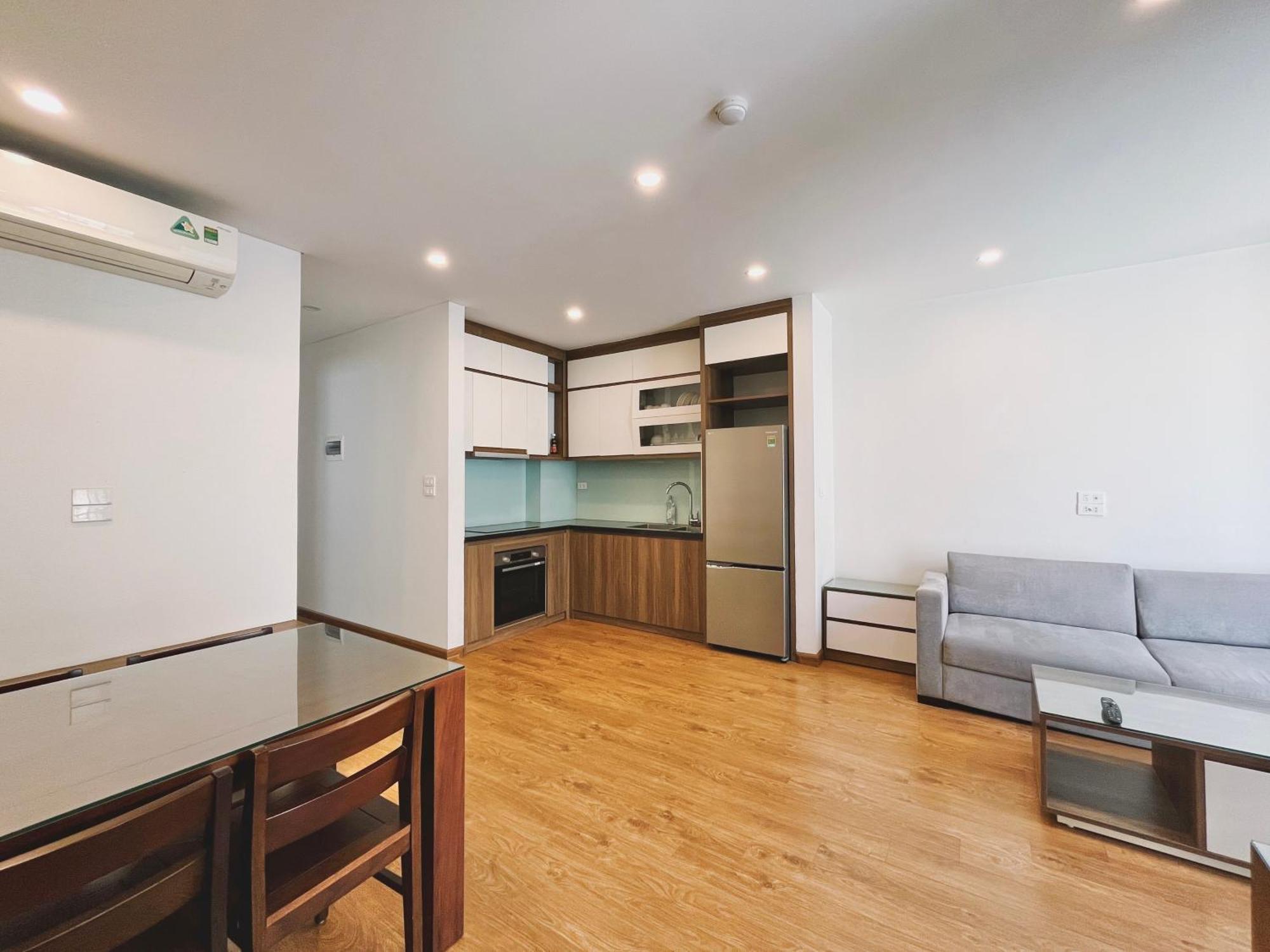 4 - Cheap Price 2 Bedroom Near West Apartment