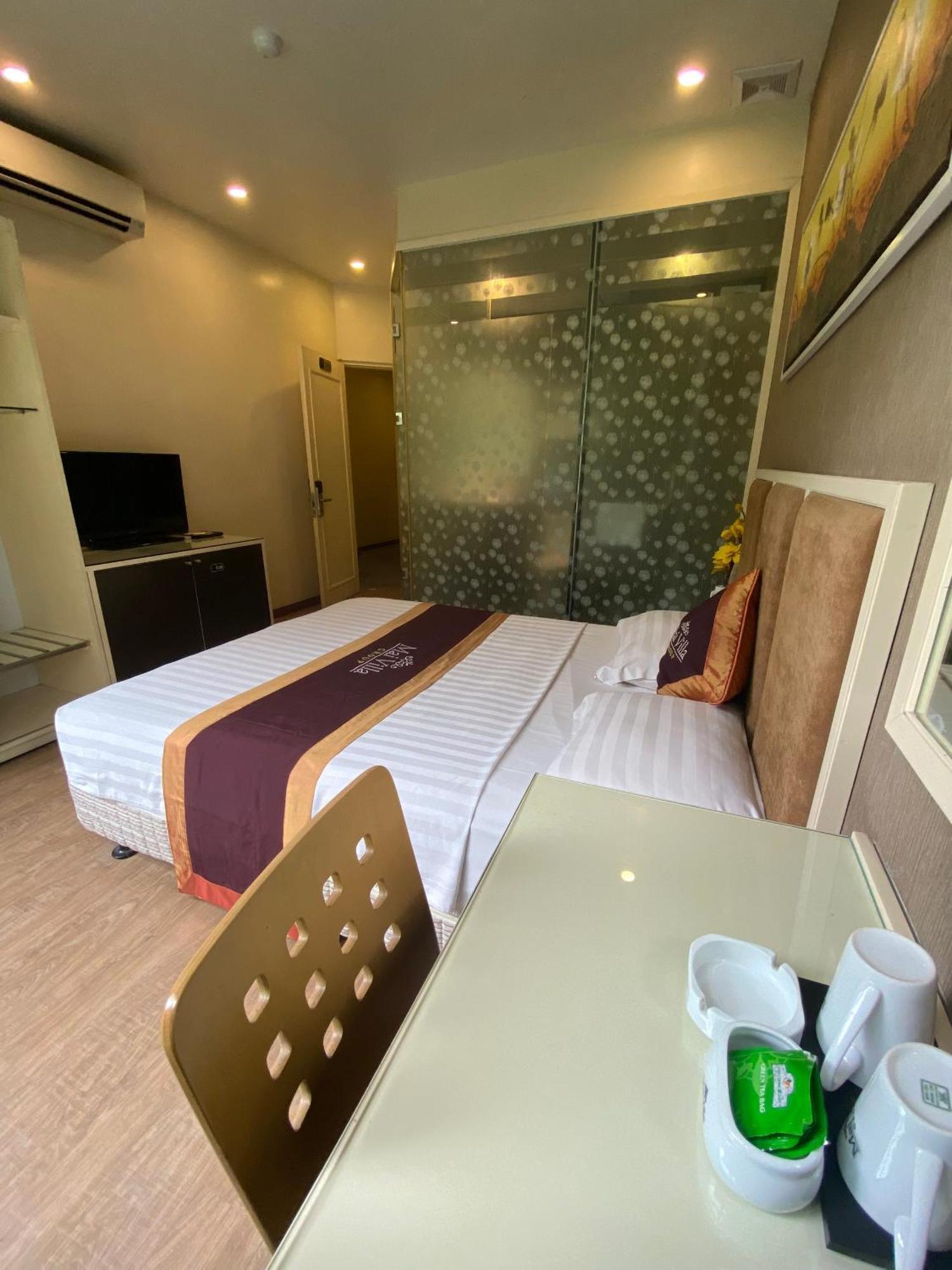 Mai 8 Hanoi