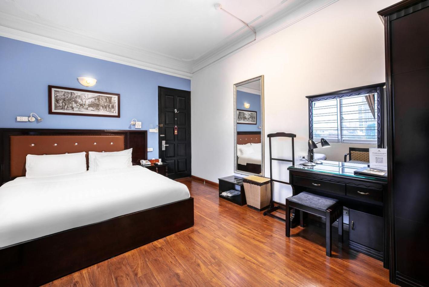 A25 - 96 Ba Trung Hotel