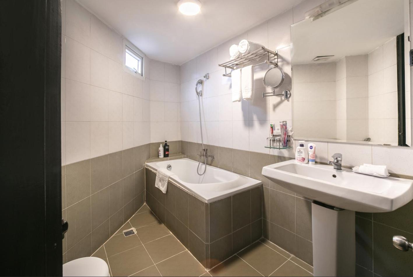 Hotel A25 - 96 Ba Trung