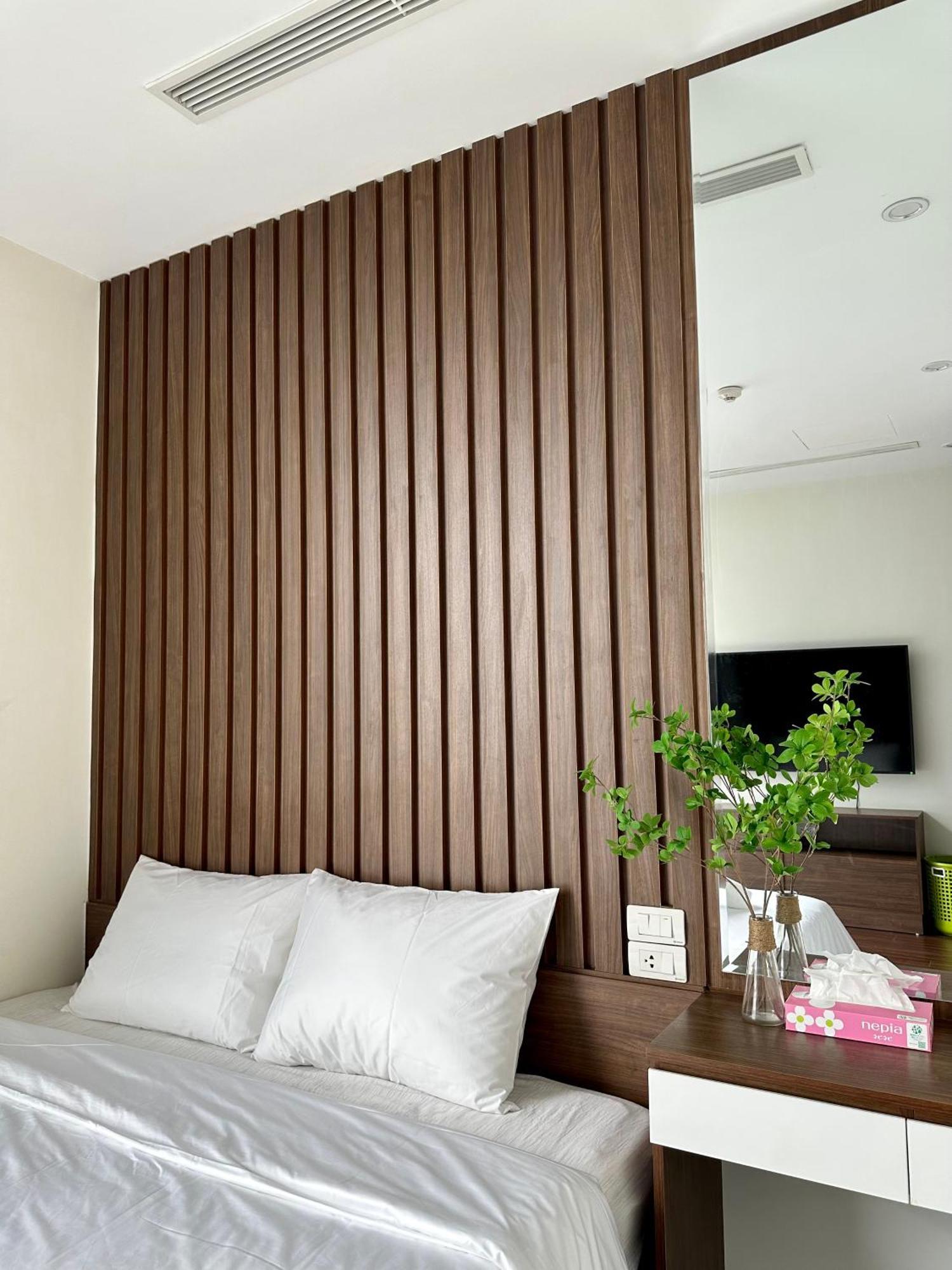 Apartment Liliving In Skylake - Ho 3 Phong Ngu Sang Trong Voi View Ho - Near Keangnam