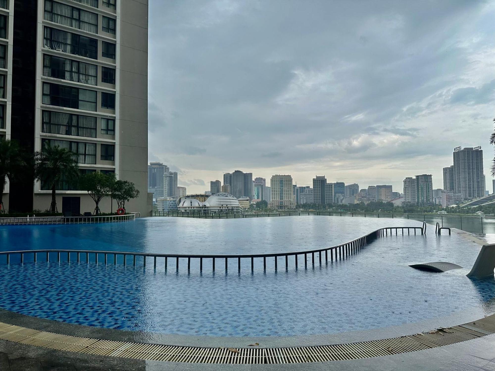 Liliving In Skylake - Ho 3 Phong Ngu Sang Trong Voi View Ho - Near Keangnam Apartment *