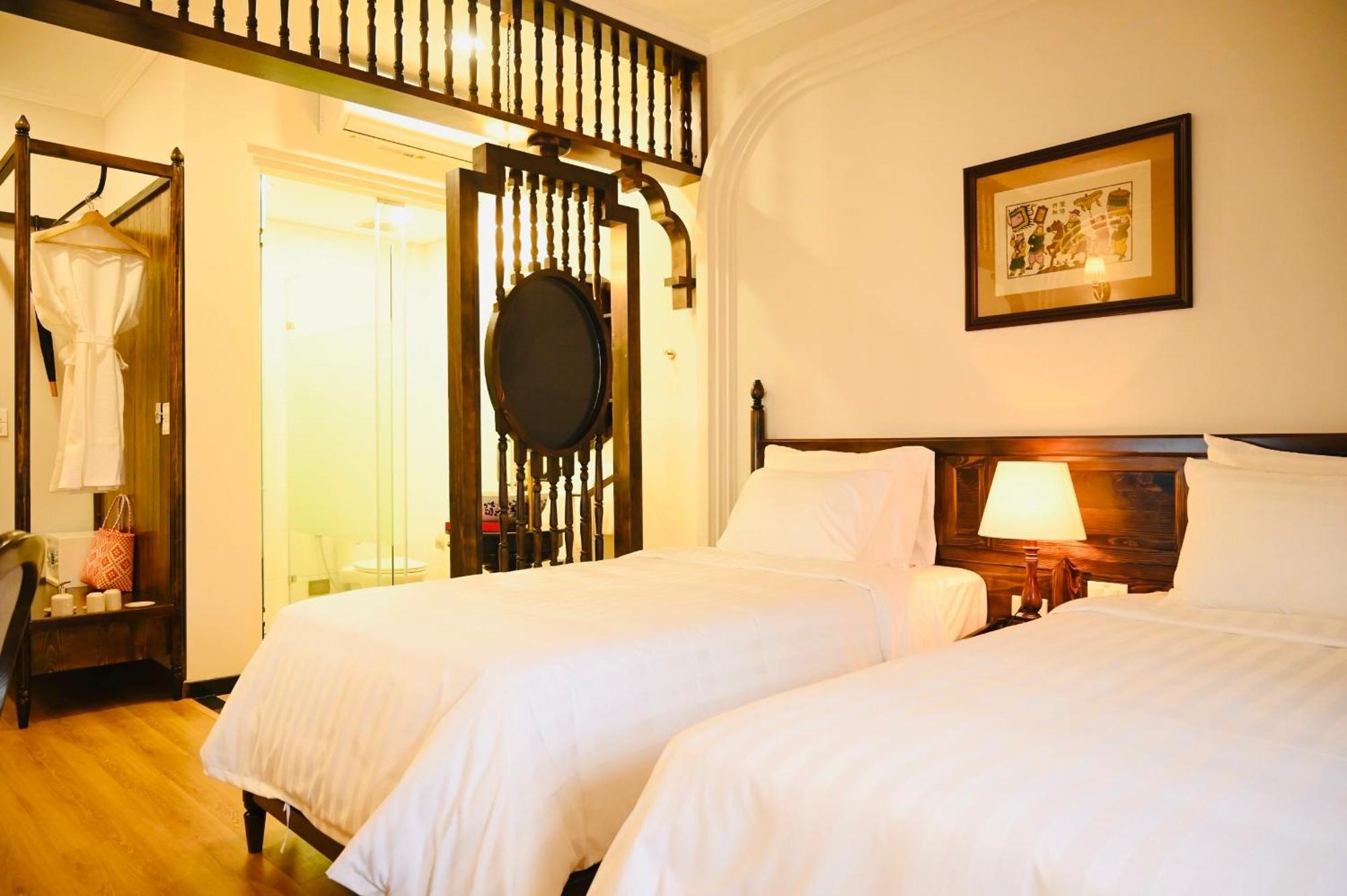 La Belle Maison Hotel