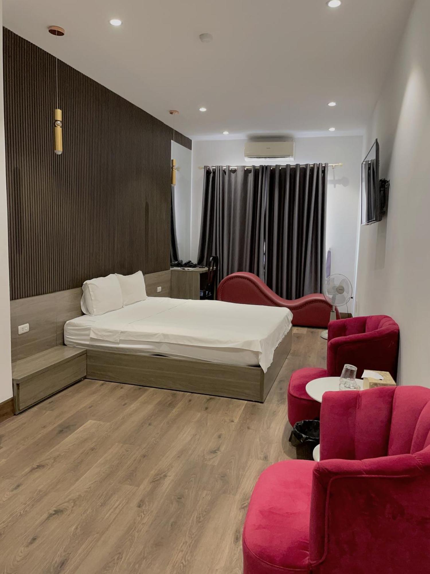Bh Riverside 2*