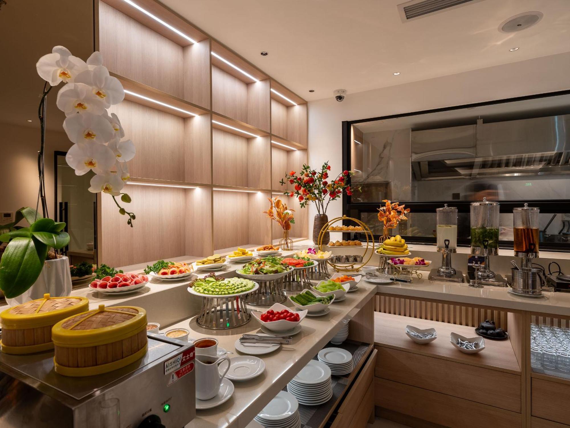 H Ha Noi Hotel 4*