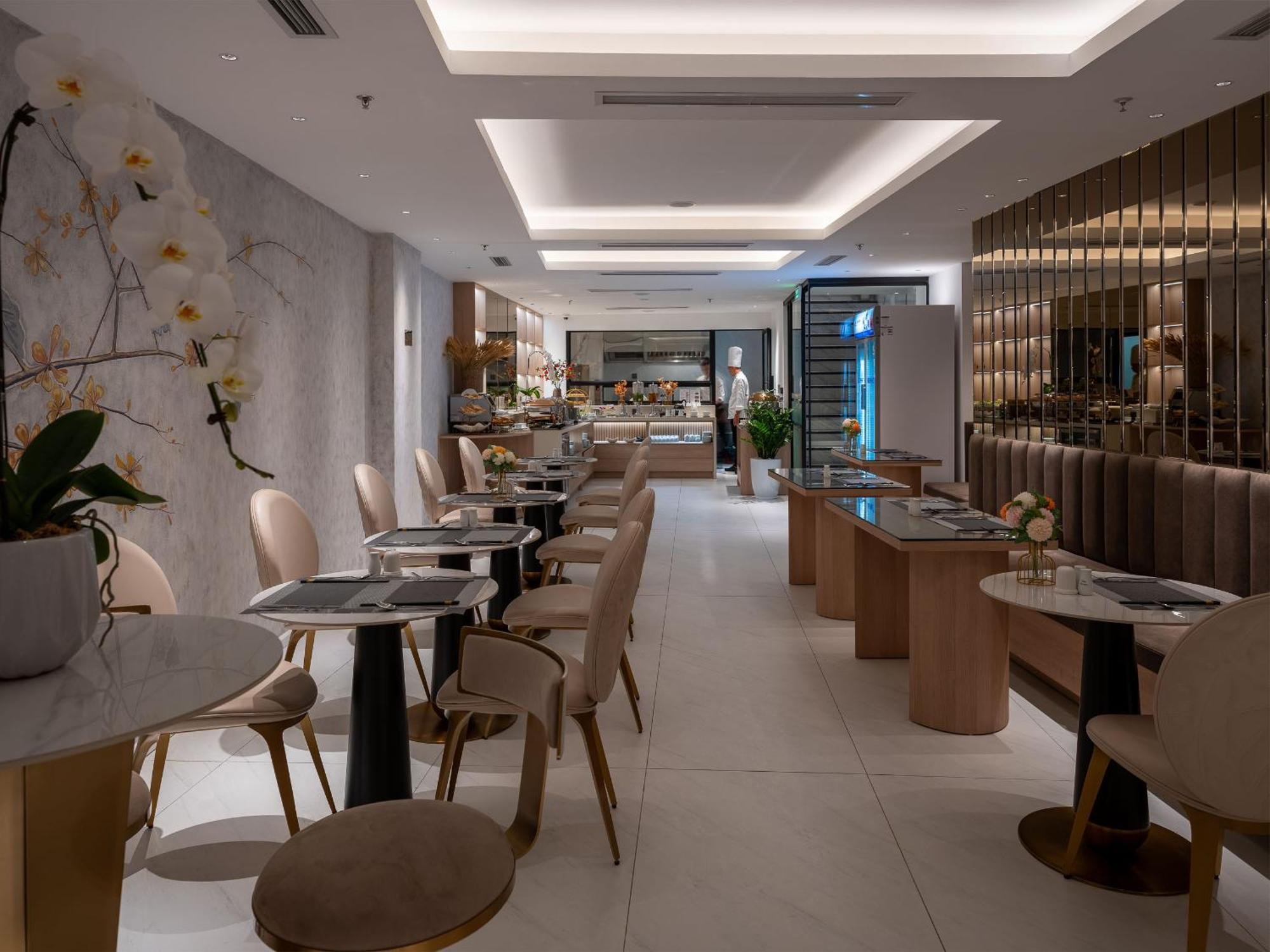 Hotel H Ha Noi Hanói