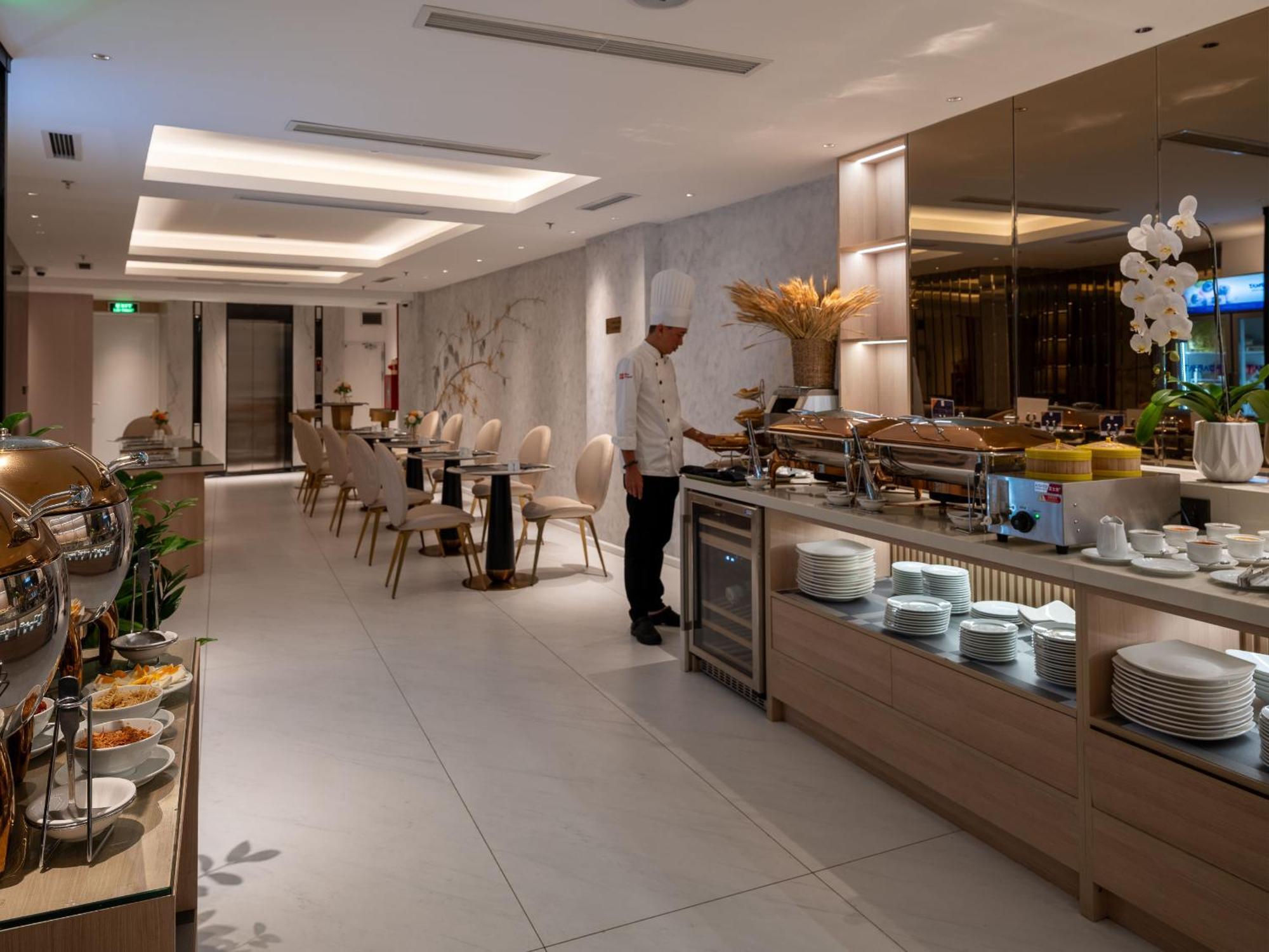 Hotel H Ha Noi Hanói