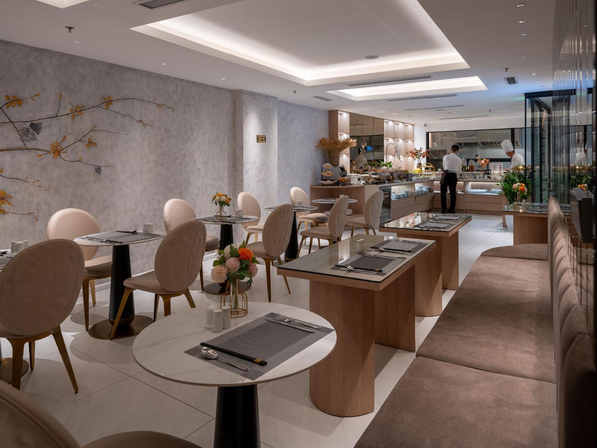 Hotel H Ha Noi