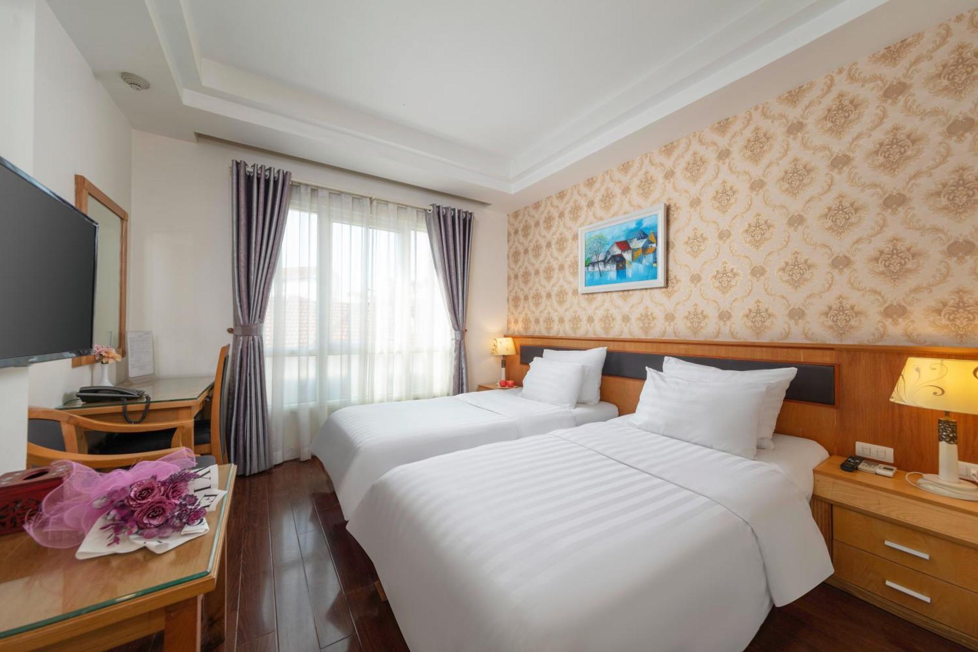 Hotel Sky 3*