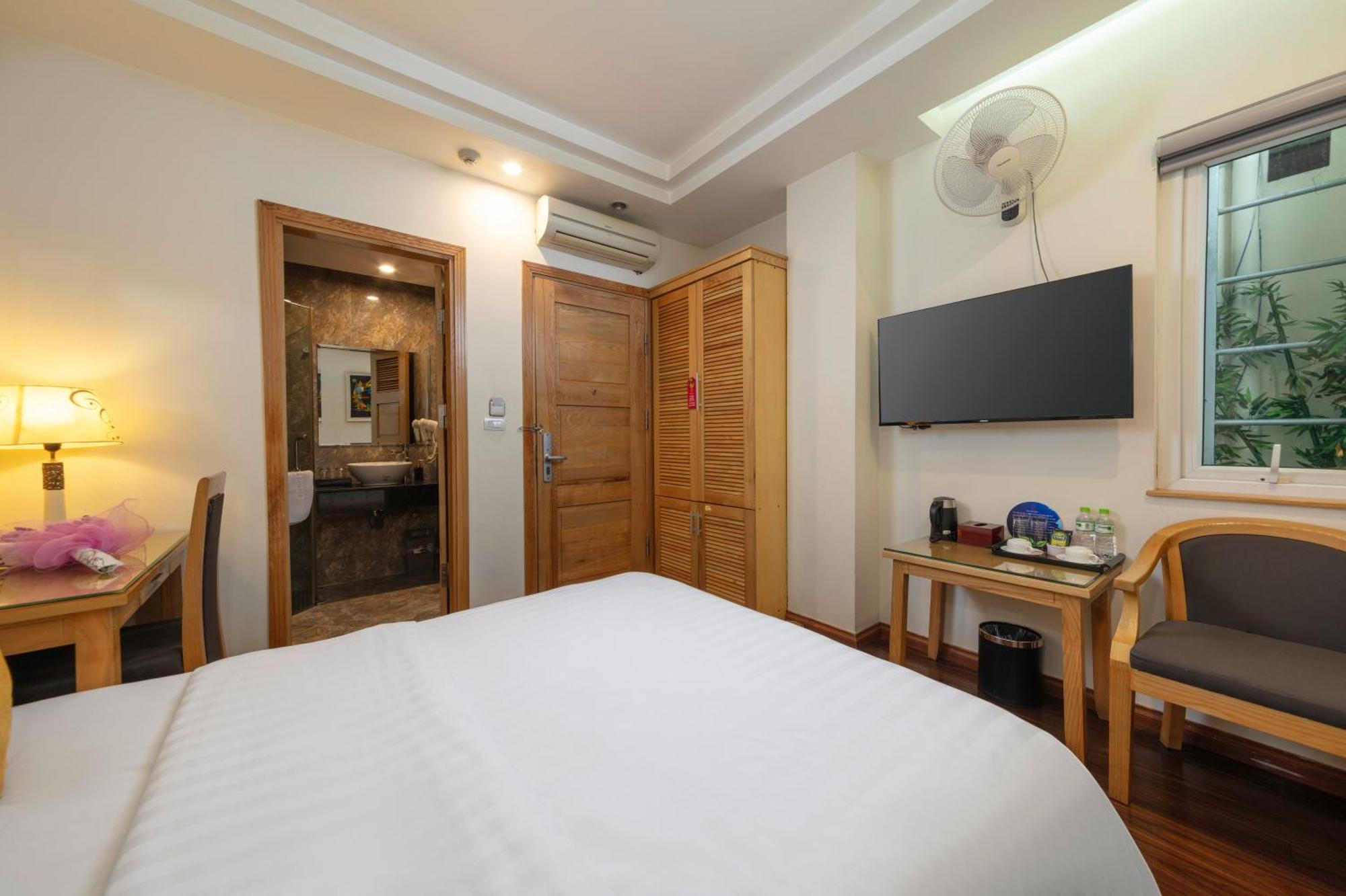 Sky Hotel Hanoi