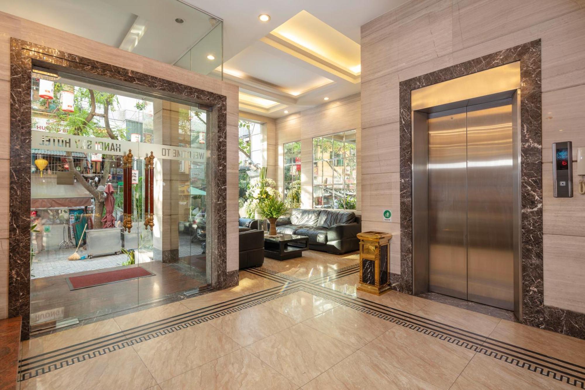 Hotel Sky 3*