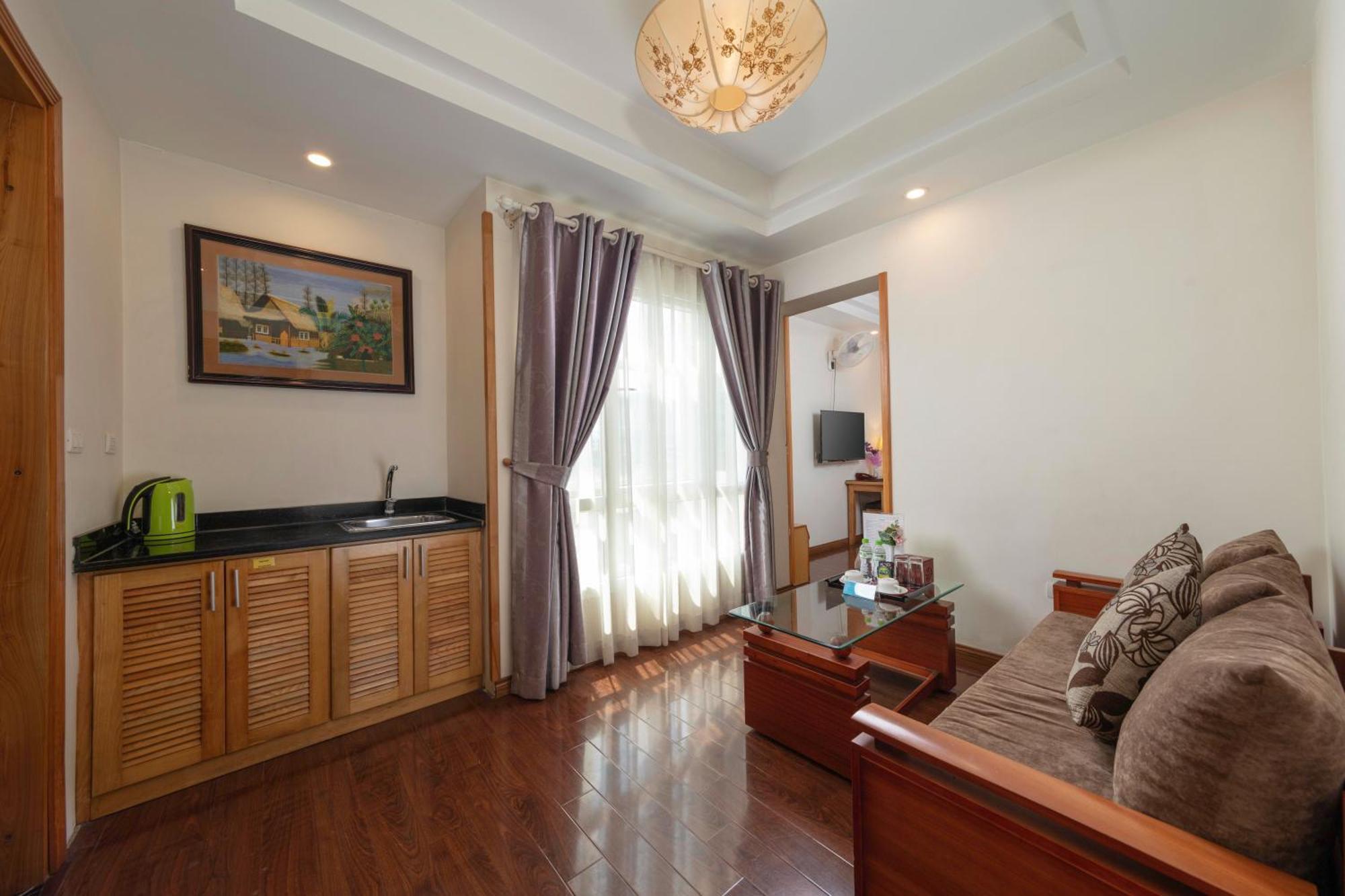 Sky Hotel Hanoi